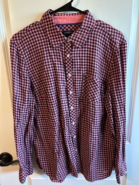 Talbots Pink and Navy Gingham Button-Down Shirt. #043
